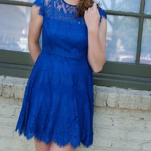 Dakota Lace Dress (LIKE NEW)
